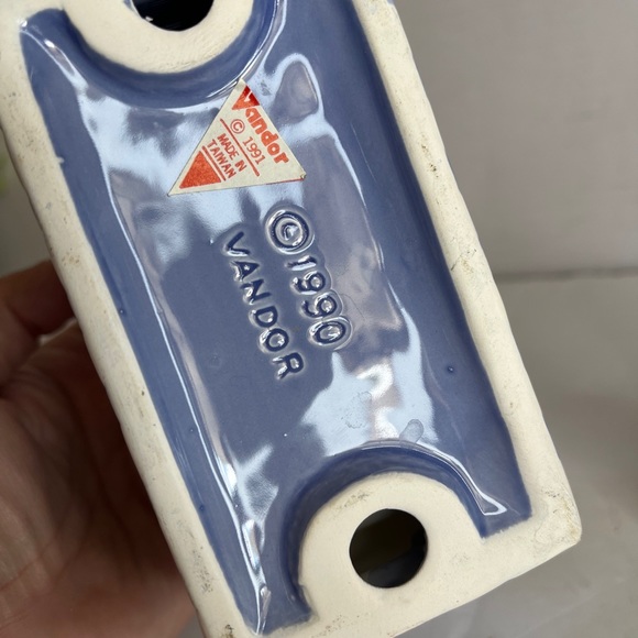 Vintage Vandor Bears On Couch Sofa Salt Pepper Shakers Set Christmas Taiwan 1990 - Picture 7 of 9